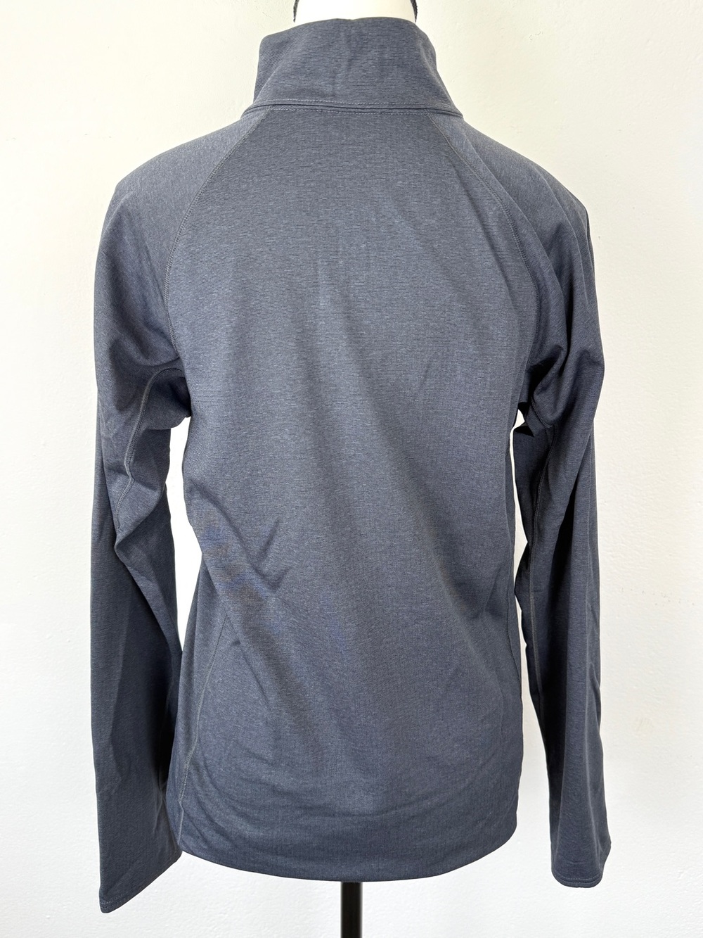 Patagonia Size M Blue/Gray Capilene Midweight 1/4 Zip Polartec Baselayer - Picture 3 of 9